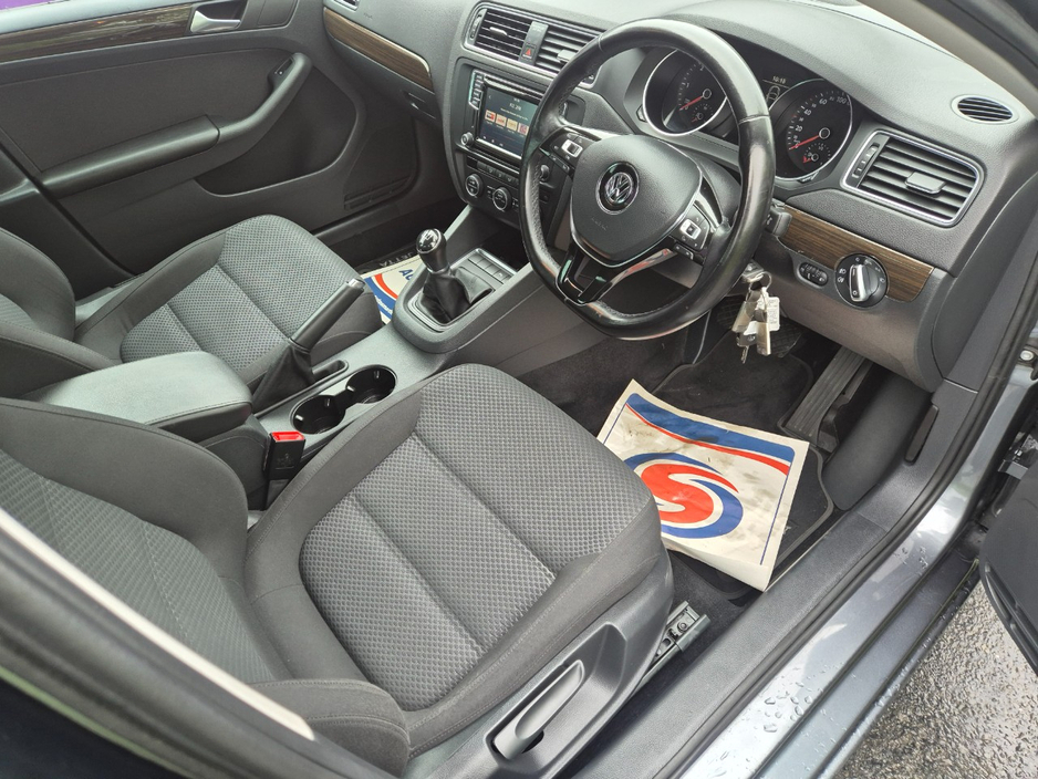 2017 Volkswagen Jetta 2L Diesel For Sale Images