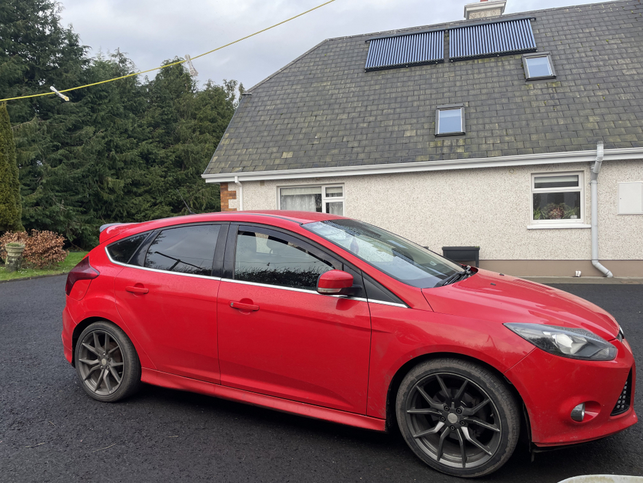 Ford Focus 2014MY TITANIUM 1.6 TDCI 95PS 4DR