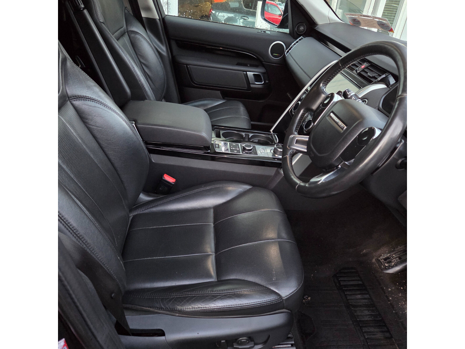 2019 Land Rover Discovery For Sale Images