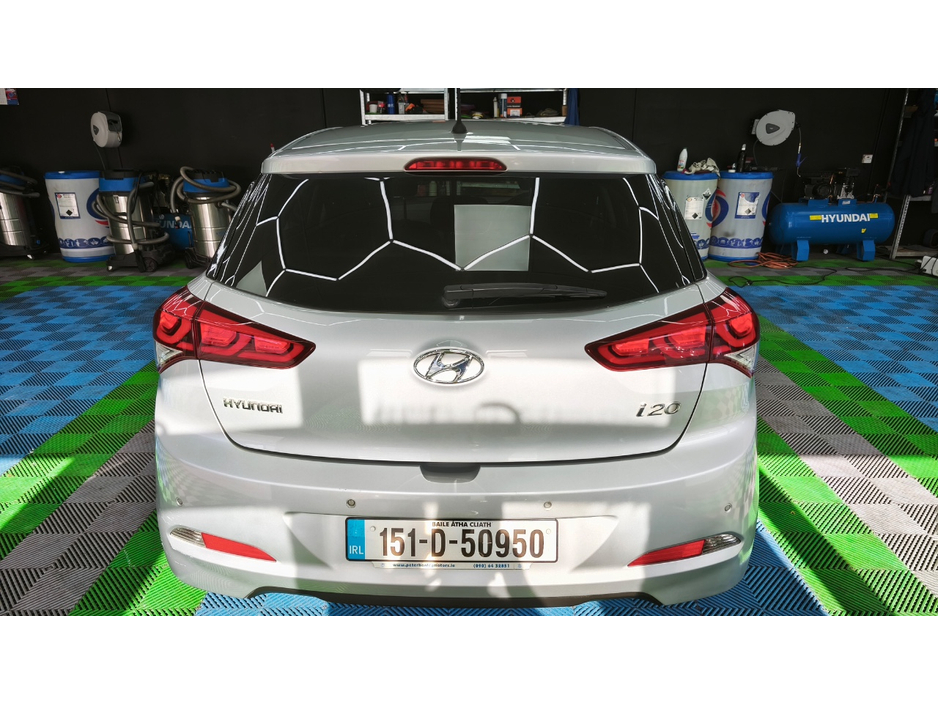 Hyundai i20 PREMIUM 83BHP 5DR — thumbnail 3