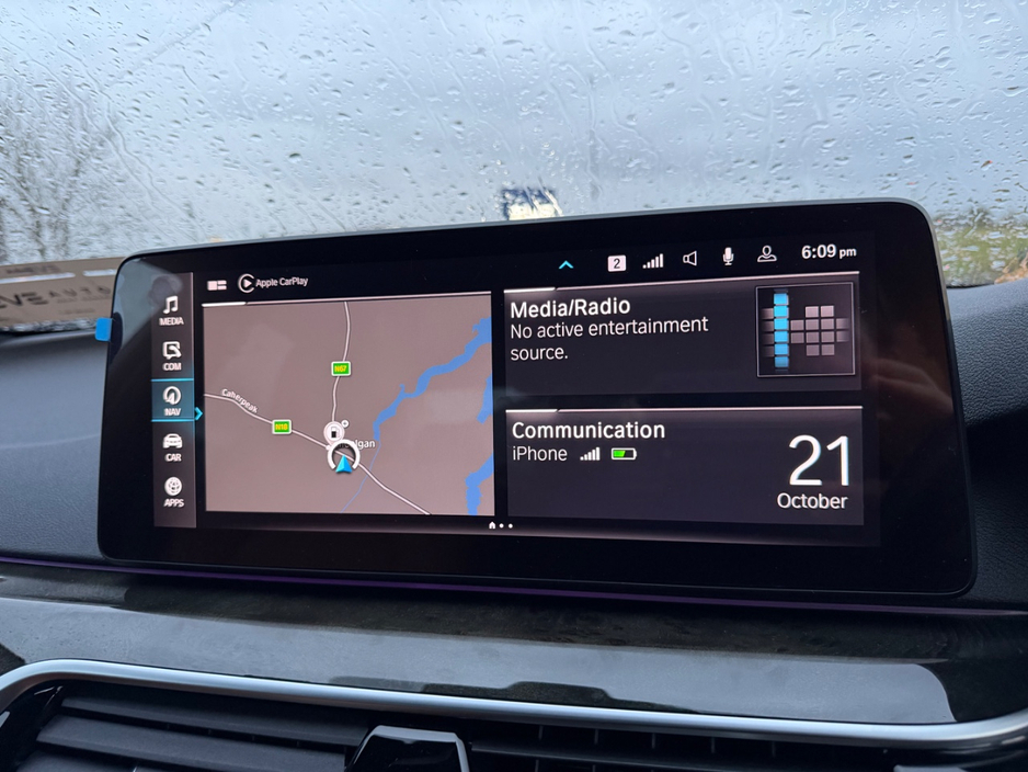 2021 BMW 5 Series 2L Petrol Plug-in Hybrid For Sale Images
