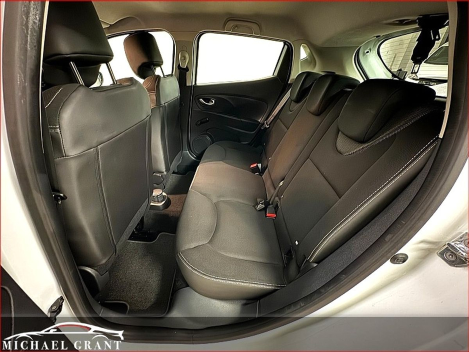 2014 Renault Clio 1.1L Petrol For Sale Images