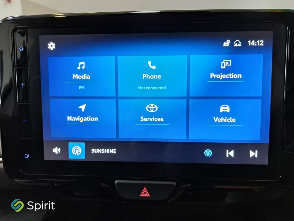 Toyota Yaris Cross Sol 1.5 Hybrid*Call Andrew 0862617858 — thumbnail 13