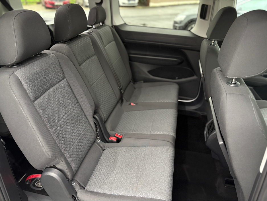 2022 Ford Grand Tourneo Connect 2L Diesel For Sale Images