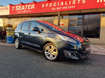 PEUGEOT 5008 2015