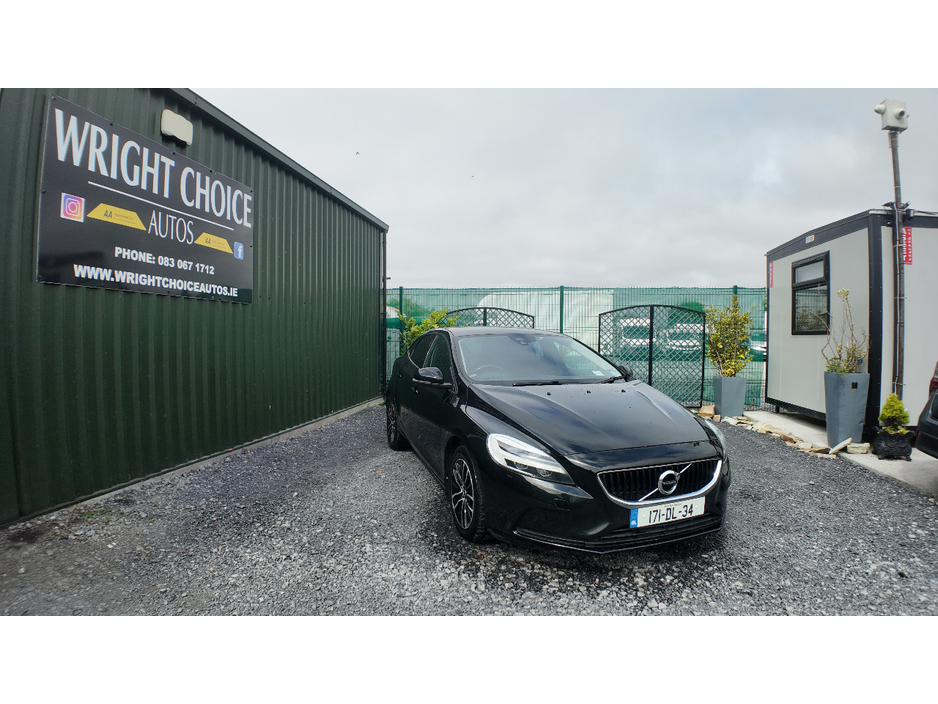 2017 Volvo V40 2L Diesel For Sale Images