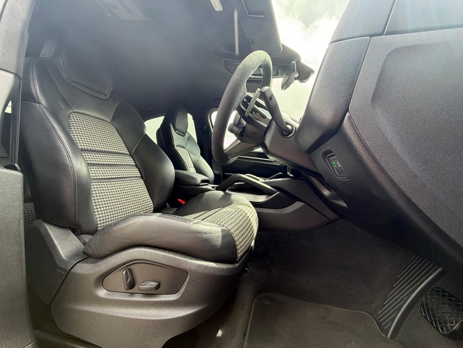 2024 Porsche Cayenne 3L Petrol Plug-in Hybrid For Sale Images