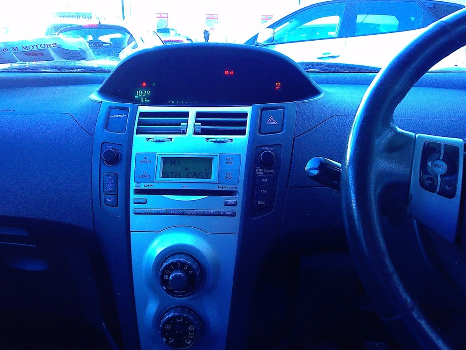 2006 Toyota Yaris 1.3L Petrol For Sale Images