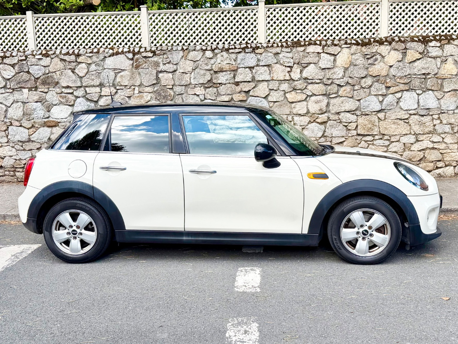 MINI Hatch 1.5 D 5DR!!COOPER!! ONLY 55K MILES!! — thumbnail 3