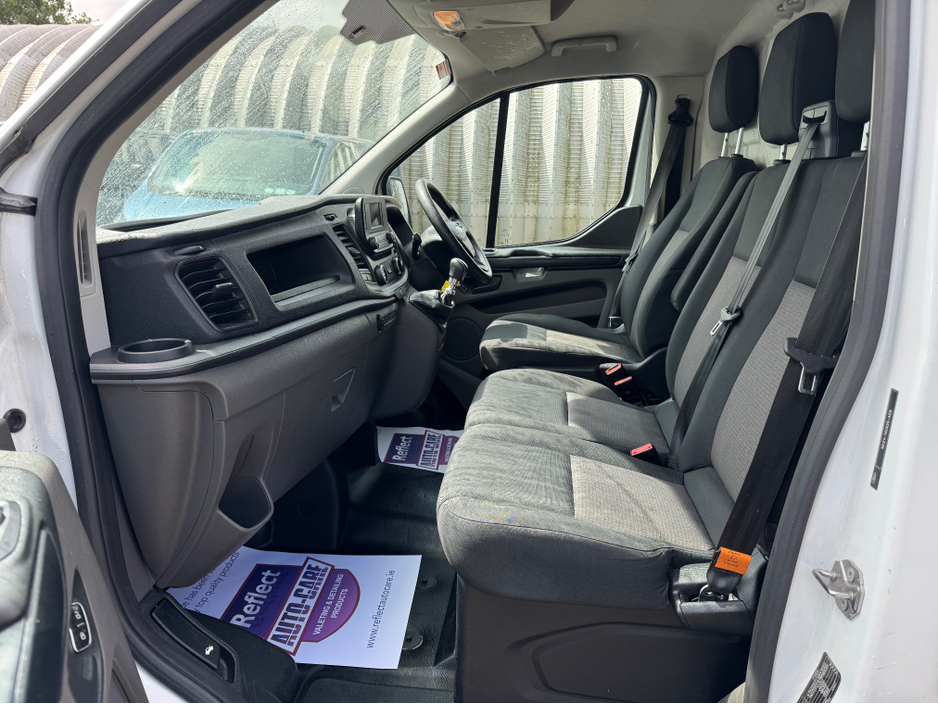 2022 Ford Transit Custom 2L Diesel For Sale Images