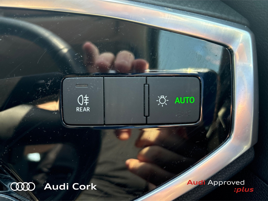 Audi Q3 2.0 35TDI 150BHP SE AUTOMATIC WITH COMFORT PACK — thumbnail 22