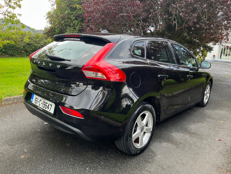 2016 Volvo V40 2L Petrol For Sale Images