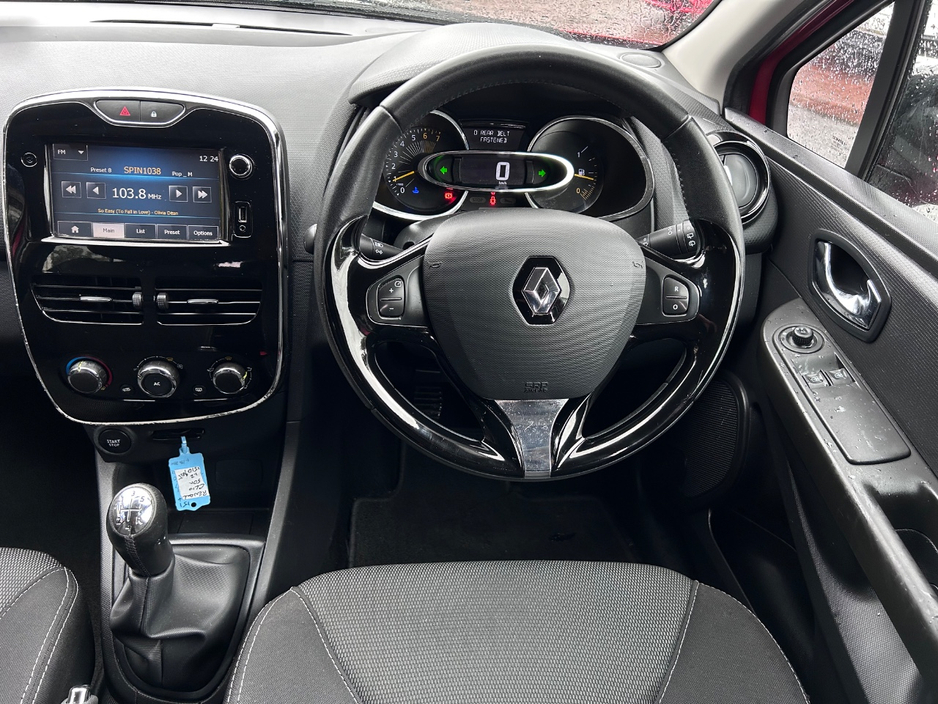 2015 Renault Clio 1.1L Petrol For Sale Images