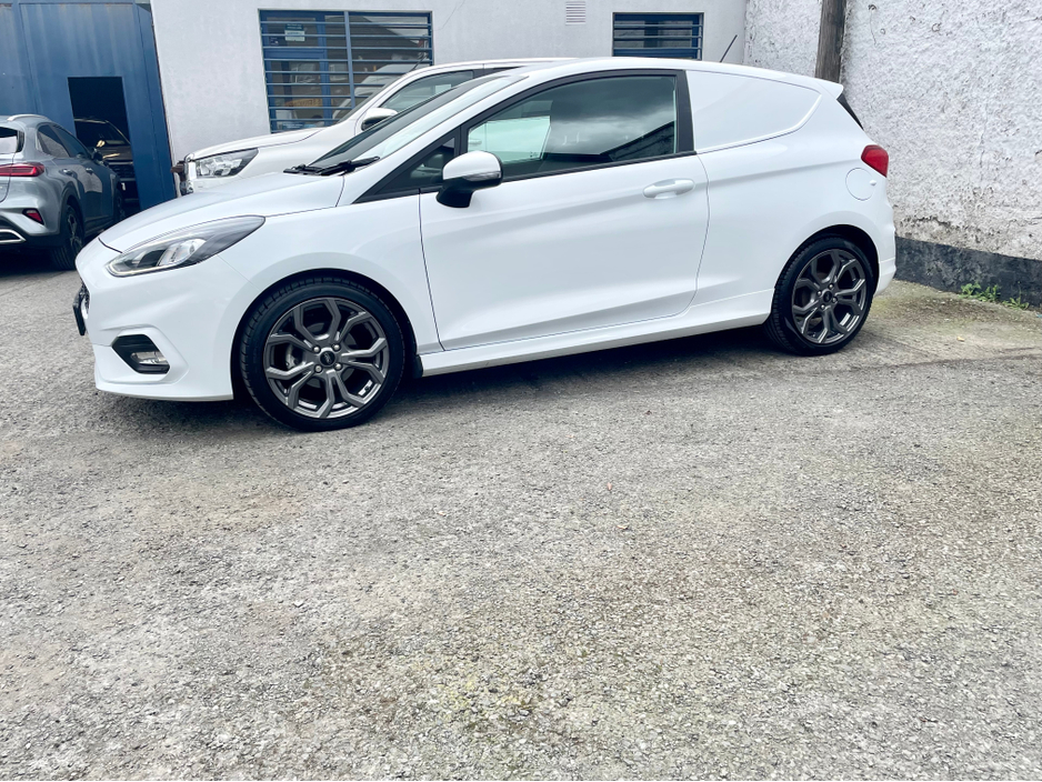 2022 Ford Fiesta 1L Petrol Hybrid For Sale Images