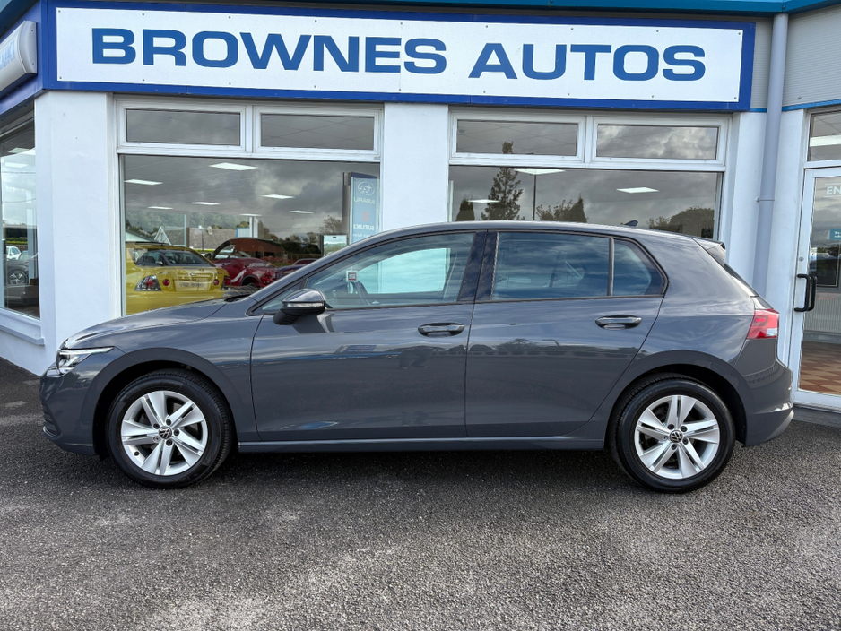 2021 Volkswagen Golf 1L Petrol For Sale Images