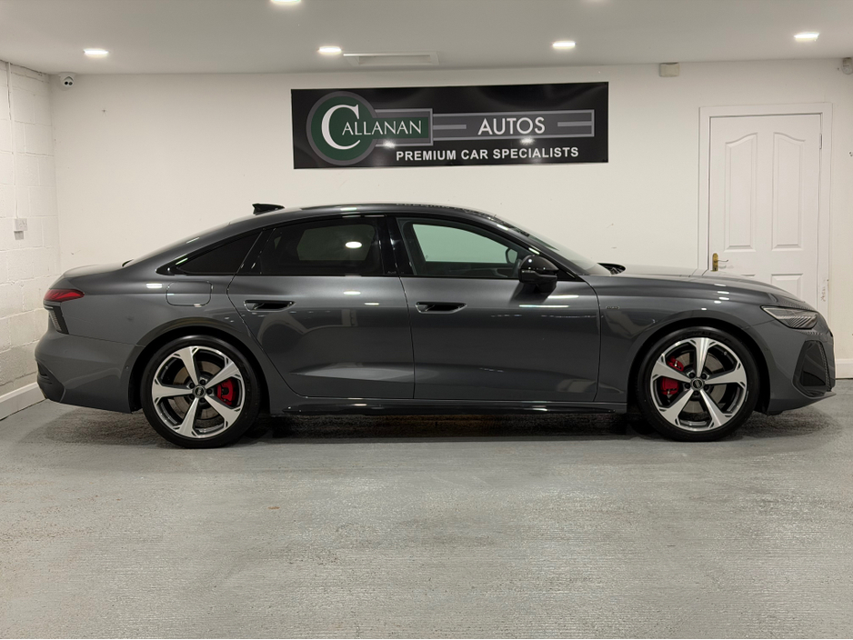 2026 Audi A6 2L Petrol Plug-in Hybrid For Sale Images