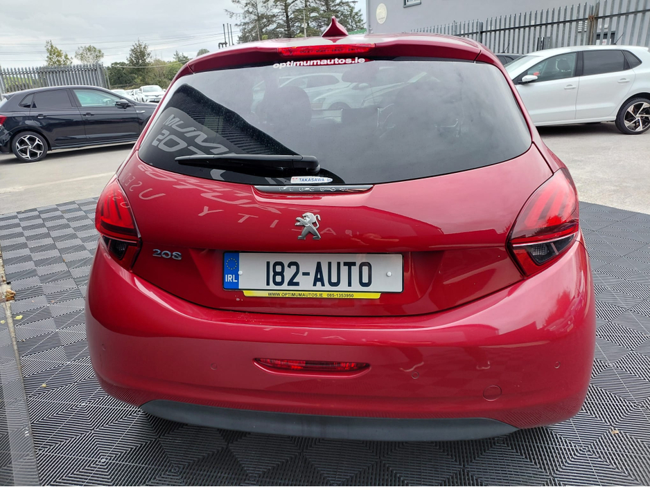 Peugeot 208 Peugeot 208, 1.2 petrol, auto, alloys, — thumbnail 6