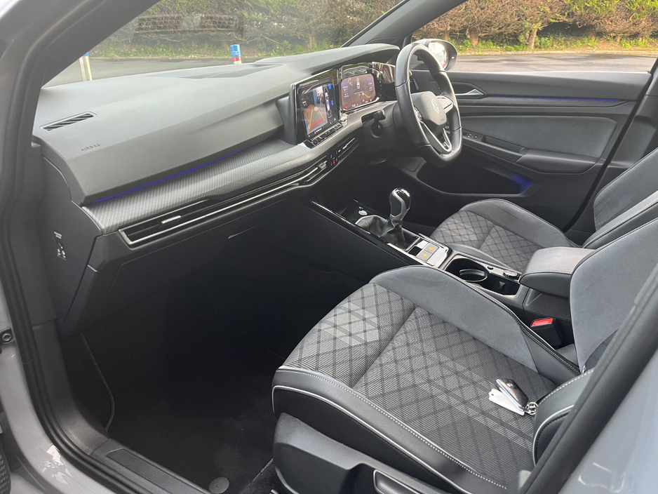 2024 Volkswagen Golf 2L Diesel For Sale Images