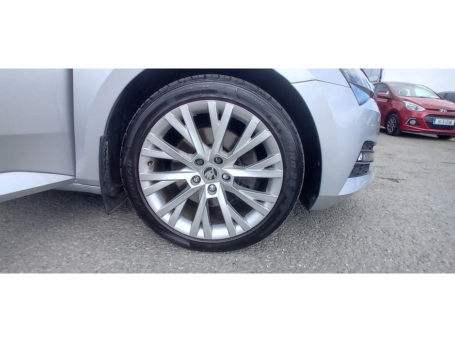 2022 Skoda Superb 2L Diesel For Sale Images