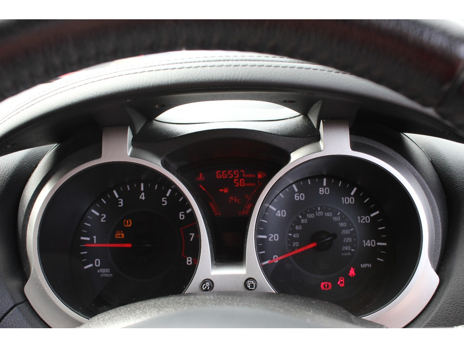 Nissan Juke 1.2 DIG-T N-CONNECTA 5DR 115PS — thumbnail 12