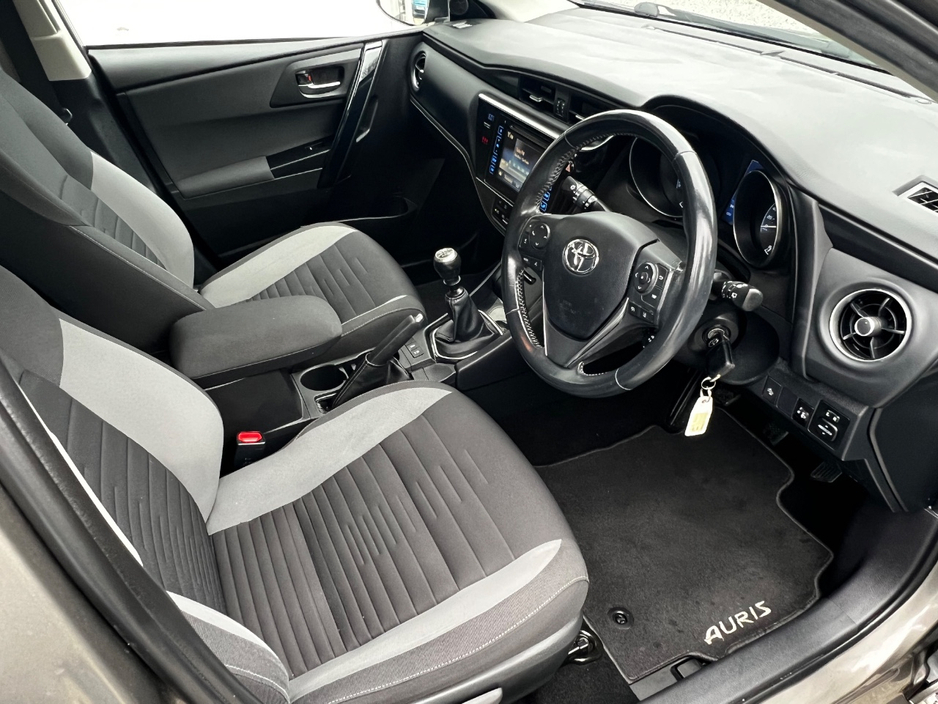 2018 Toyota Auris 1.2L Petrol For Sale Images
