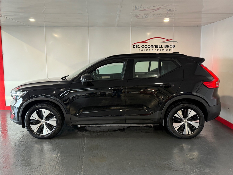 2023 Volvo XC40 1.5L Hybrid For Sale Images