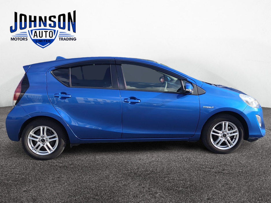 Toyota Aqua 1.5 Petrol Hybrid Auto — thumbnail 6