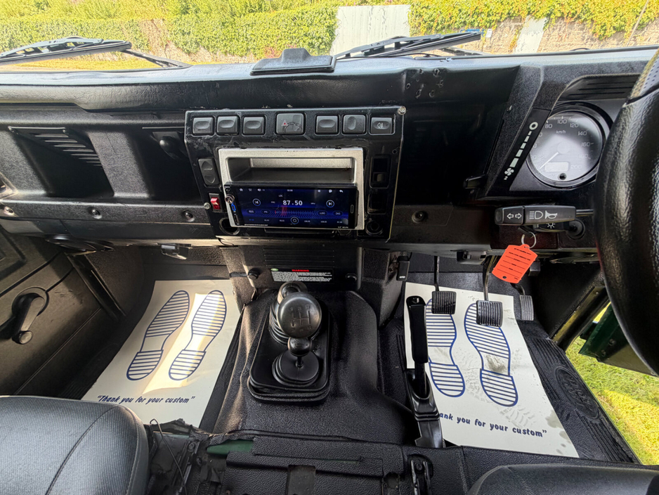 2006 Land Rover Defender 2.5L Diesel For Sale Images