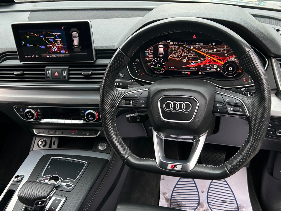2019 Audi Q5 2L Petrol Plug-in Hybrid For Sale Images