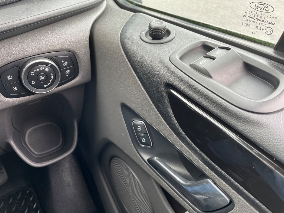 2018 Ford Transit Custom 2L Diesel For Sale Images