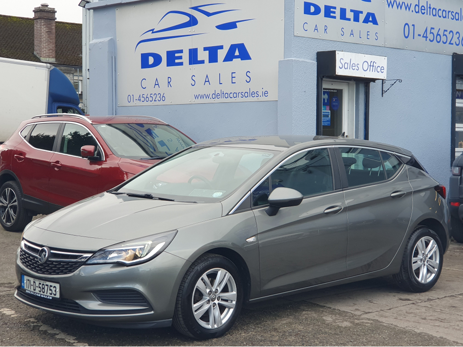 Used Opel Astra 2017 in Dublin