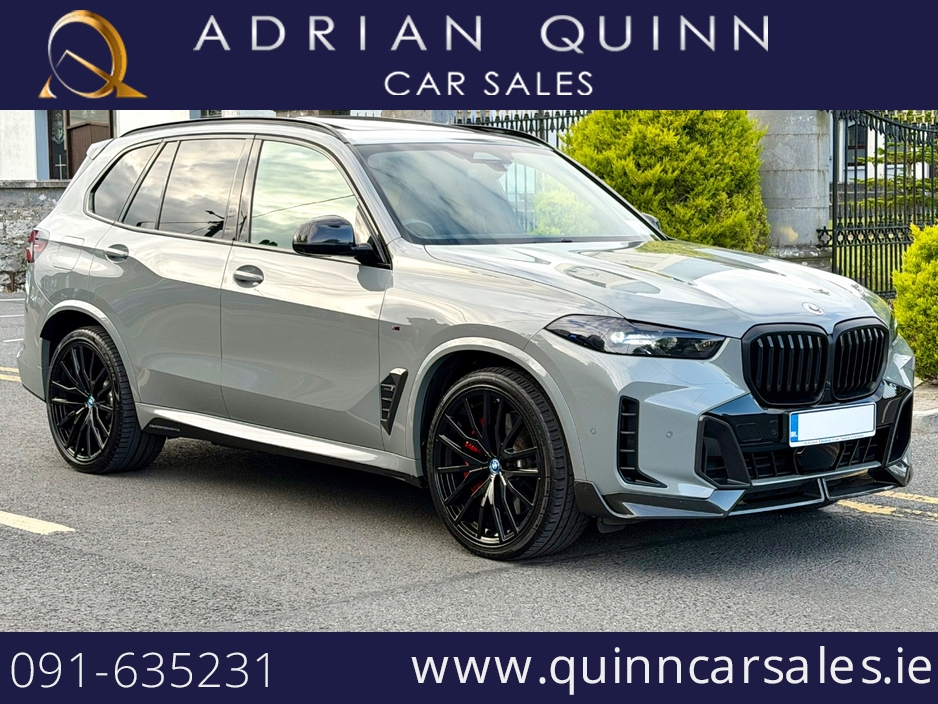 BMW X5 50e M-SPORT AUTO X-DRIVE==HUGE SPEC==INDIVIDUAL COLOUR==COST OVER €150K NEW==