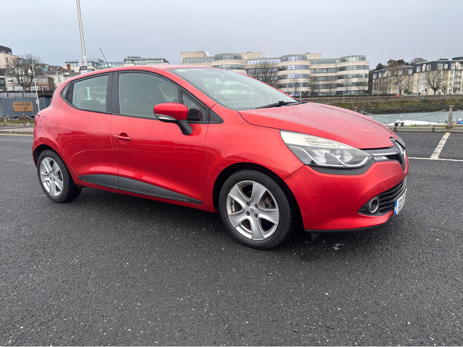 2013 Renault Clio 1.1L Petrol For Sale Images