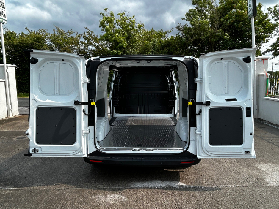 2025 Maxus Deliver 7 2.0L Diesel For Sale Images
