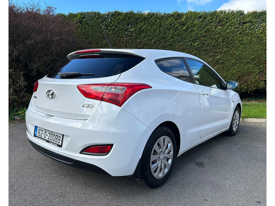 2016 Hyundai i30 1.4L Diesel For Sale Images