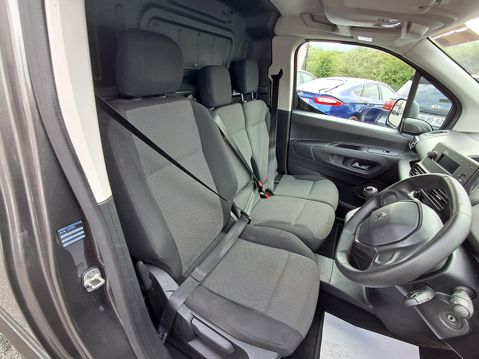 2021 Peugeot Partner 1.5L Diesel For Sale Images
