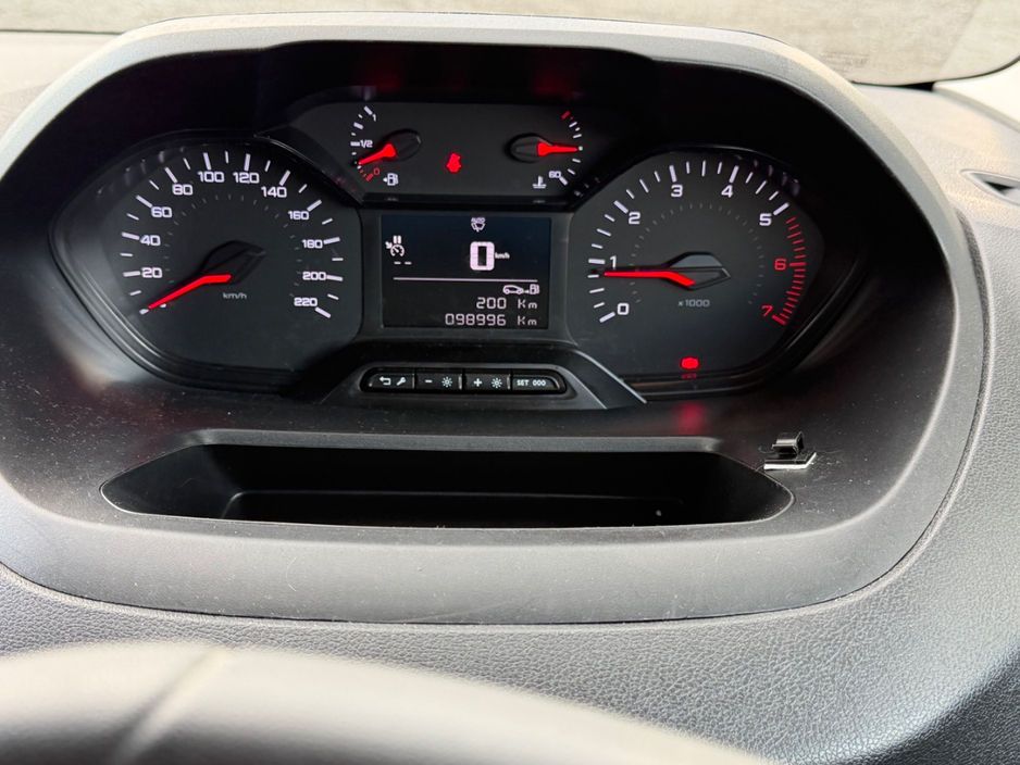 2023 Peugeot Partner 1.5L Diesel For Sale Images