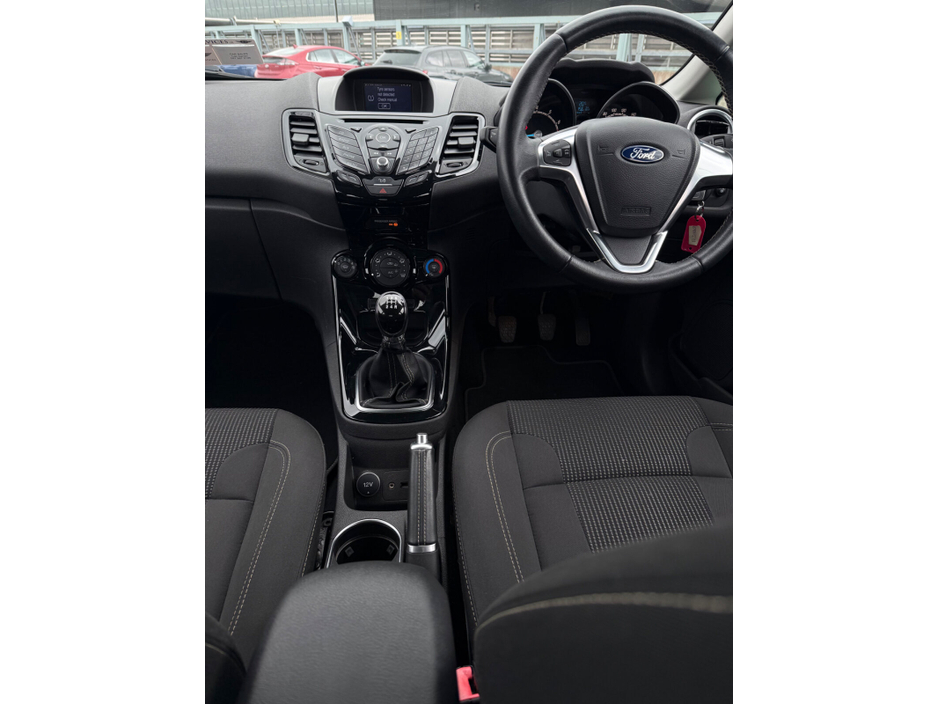 Ford Fiesta 1.25 60PS Titanium — thumbnail 10