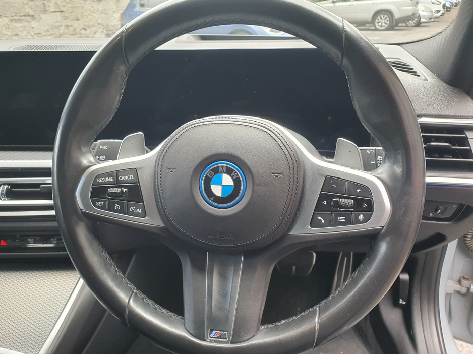 2023 BMW 3 Series 2L Petrol Plug-in Hybrid For Sale Images