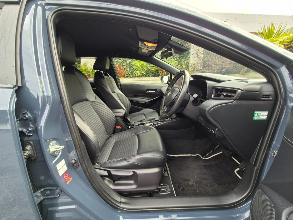 Toyota Corolla 1.8 HYBRID / WXB SPORT / HIGH SPEC / TAX €160 — thumbnail 13