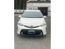 2016 Toyota Prius Alpha 1.8L Petrol Hybrid For Sale Images