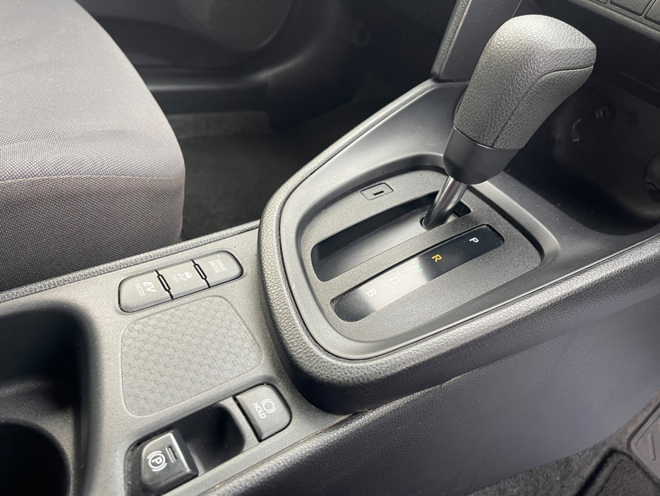 2022 Toyota Yaris Cross 1.5L Petrol Hybrid For Sale Images