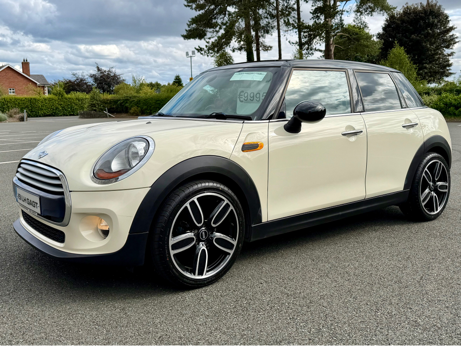 2015 MINI Hatch 1.5L Petrol For Sale Images