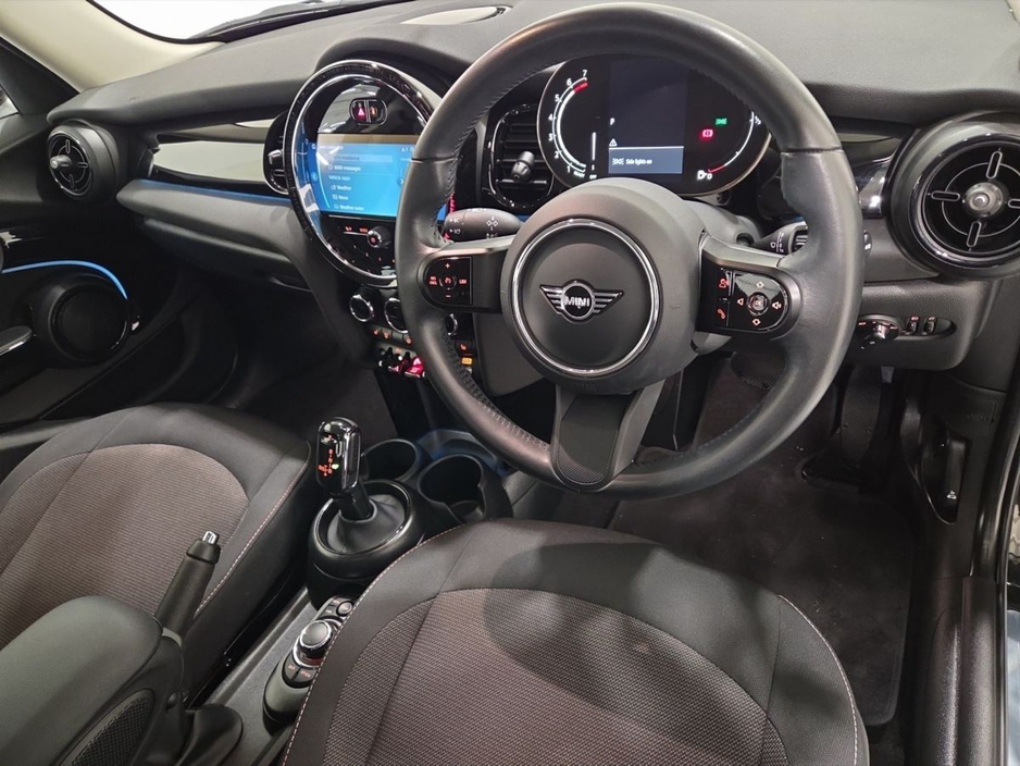 2024 MINI Hatch 1.5L Petrol For Sale Images