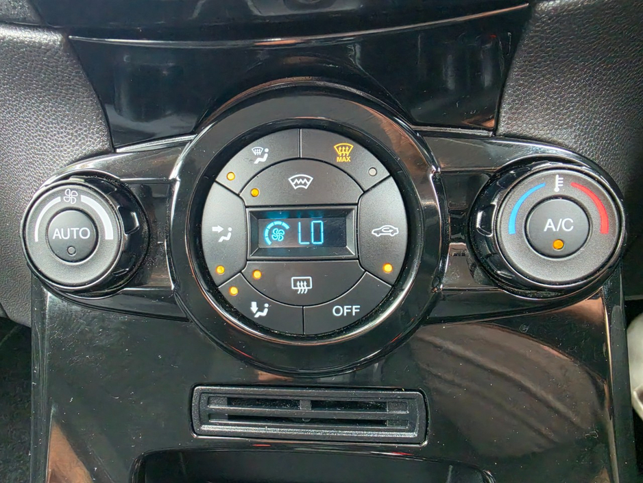 Ford Fiesta *DEPOSIT NOW TAKEN* TITANIUM SPORT 1.0 PETROL AUTOMATIC 5DR — thumbnail 32
