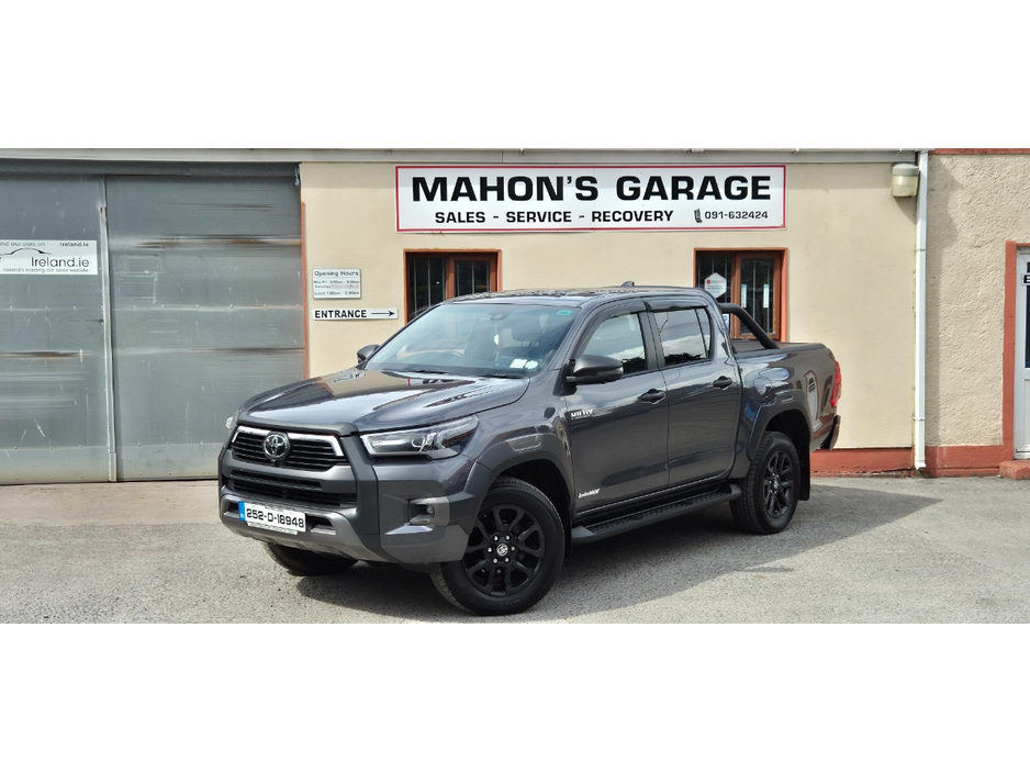2025 Toyota Hilux For Sale Images