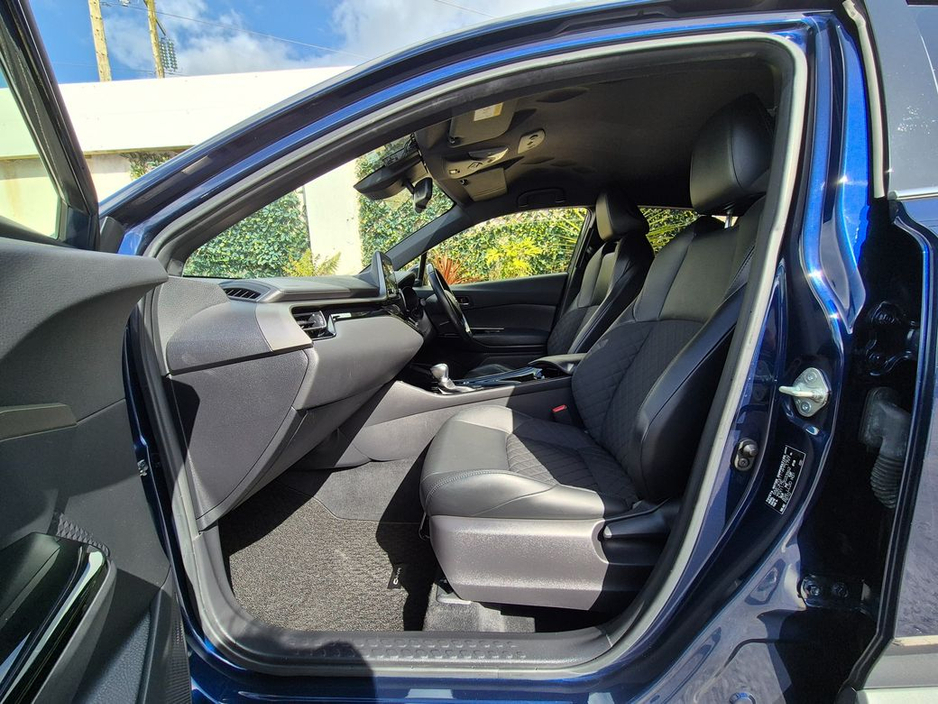 Toyota C-HR 1.8 HYBRID / SOL NERO EDITION WITH SAFETY PACK / TAX €160 — thumbnail 30