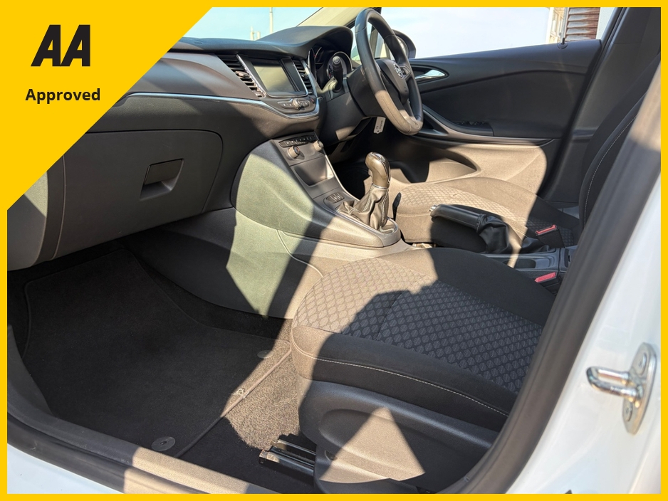 2017 Opel Astra 1L Petrol For Sale Images