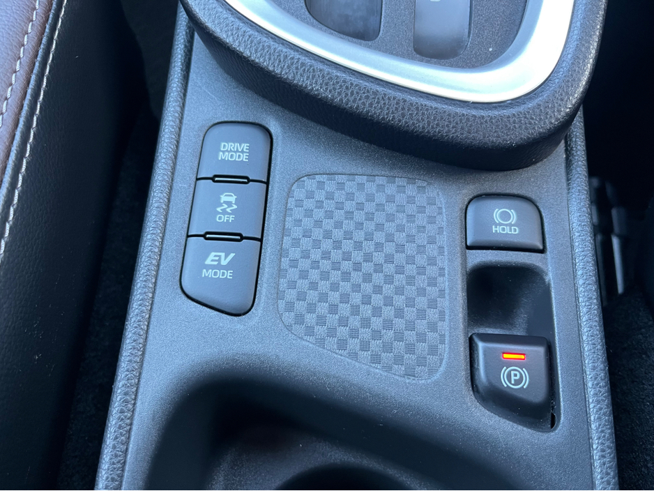 2021 Toyota Yaris Cross 1.5L Petrol Hybrid For Sale Images