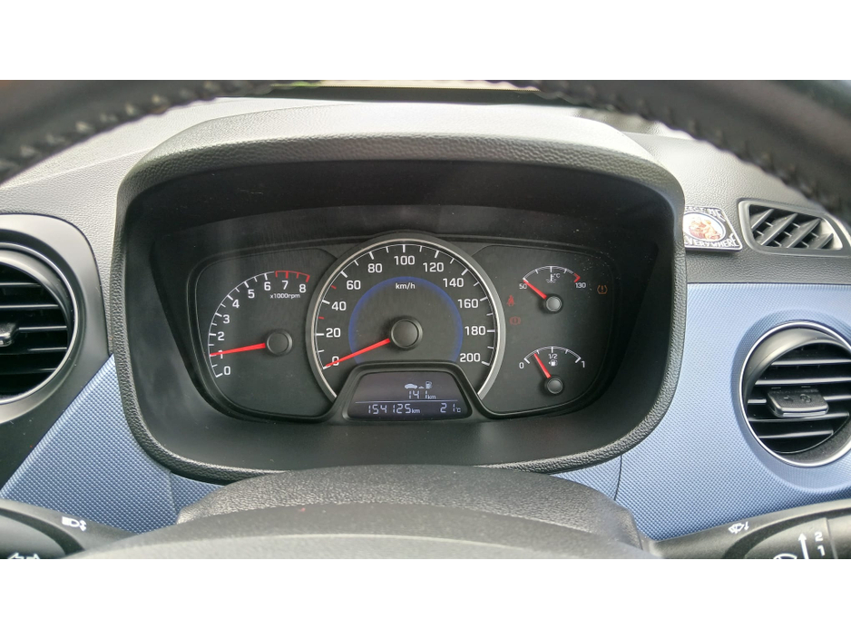 2015 Hyundai i10 1L Petrol For Sale Images